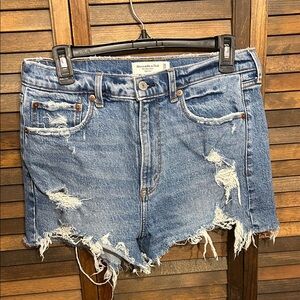 Abercrombie & Fitch High Rise Mom Short